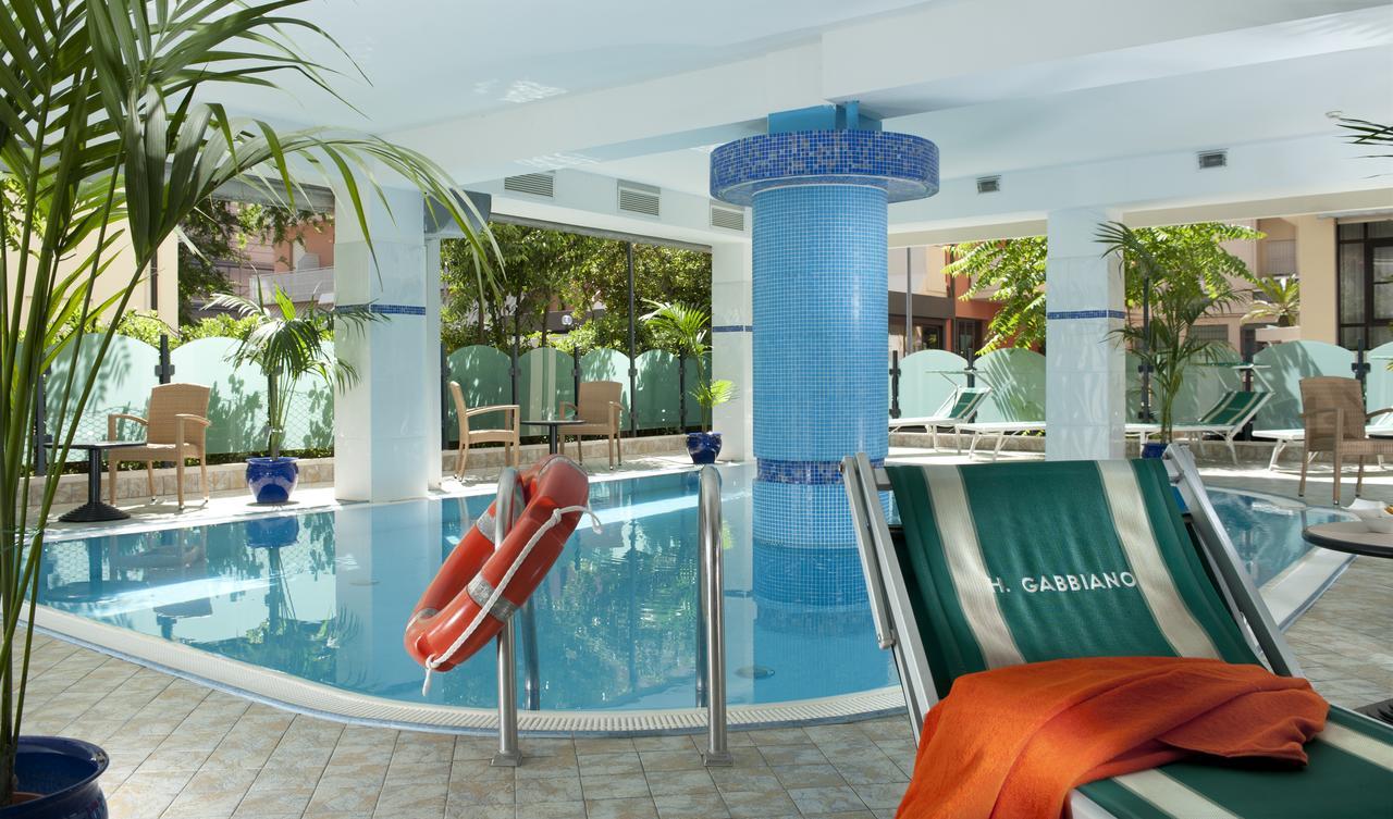 Hotel Gabbiano Cattolica Exterior photo