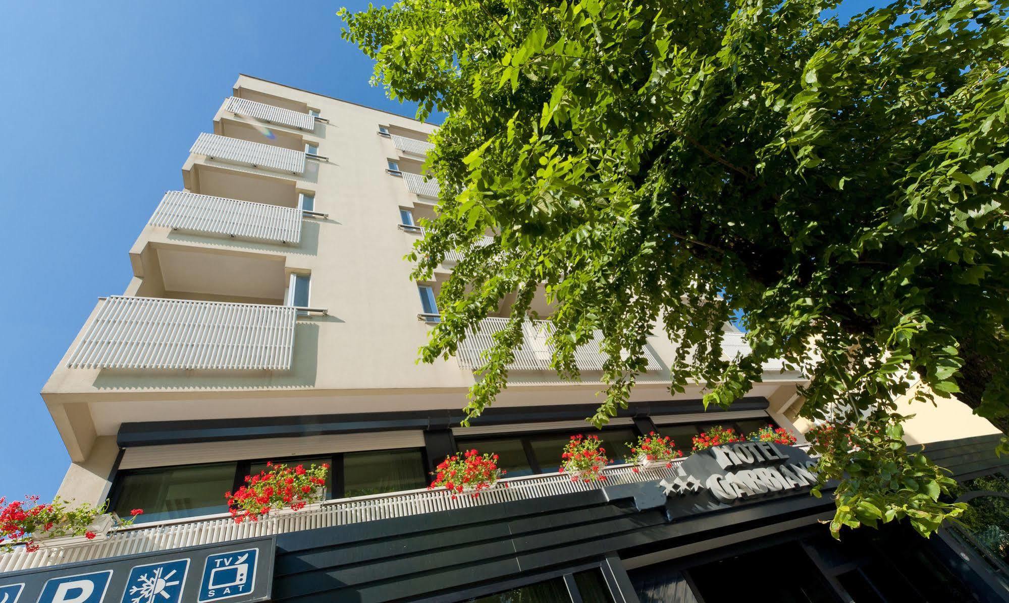 Hotel Gabbiano Cattolica Exterior photo